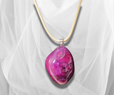 Vibrant Pink Agate Necklace – Elegant Statement Jewelry