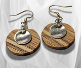 Distinctive Craftsmanship: Artisanal Chic Round Inlay Wood Earrings with Silver Charm – Handcrafted Elegance for a Stylish and Unique Statement.